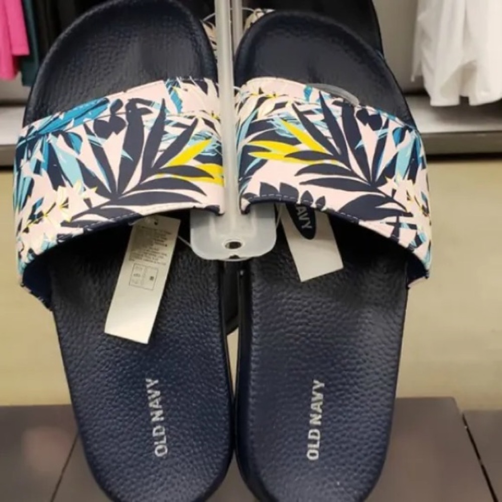 Old Navy Tropical Print Slide Sandals Size 8-9 NWT